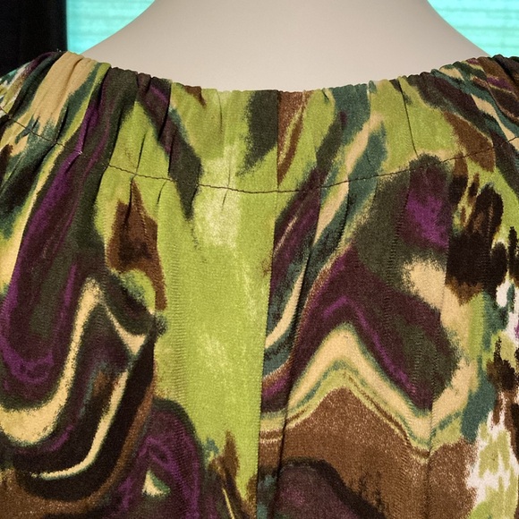 Rabbit Rabbit Rabbit acrylic pour pattern ruffle front gathered neckline dress 8 - Picture 7 of 8